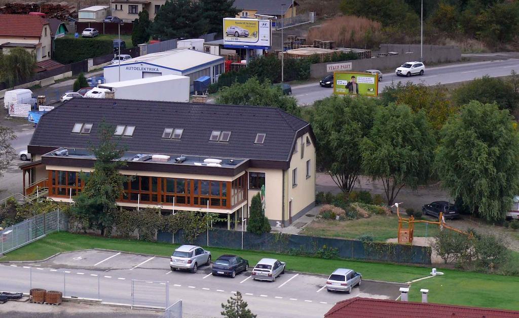 Motorest U Vodaka Prága Kültér fotó